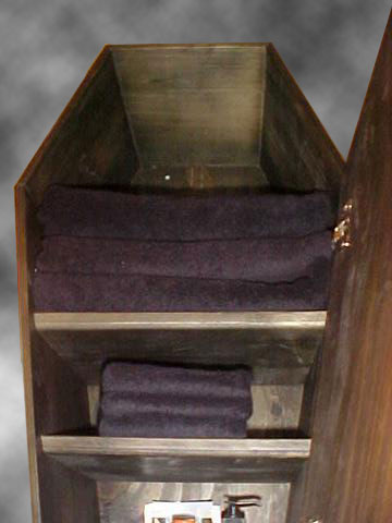 The Coffin Bathroom Set